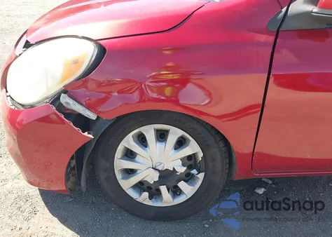 2014 Nissan Versa 1.6 Sv z USA, uszkodzony, nr VIN 3N1CN7AP3EL870888